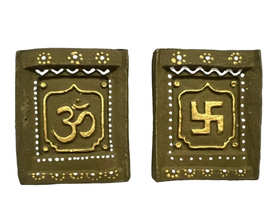 Om Swastik